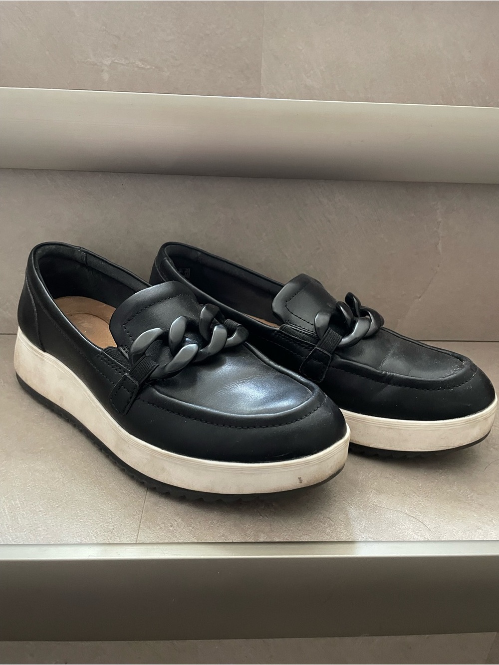 Clarks Zylah May Platform Black Chain-Detail Loafers